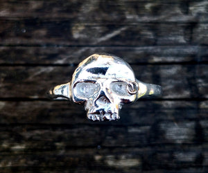 Pirate King - Sterling Silver Skull Ring