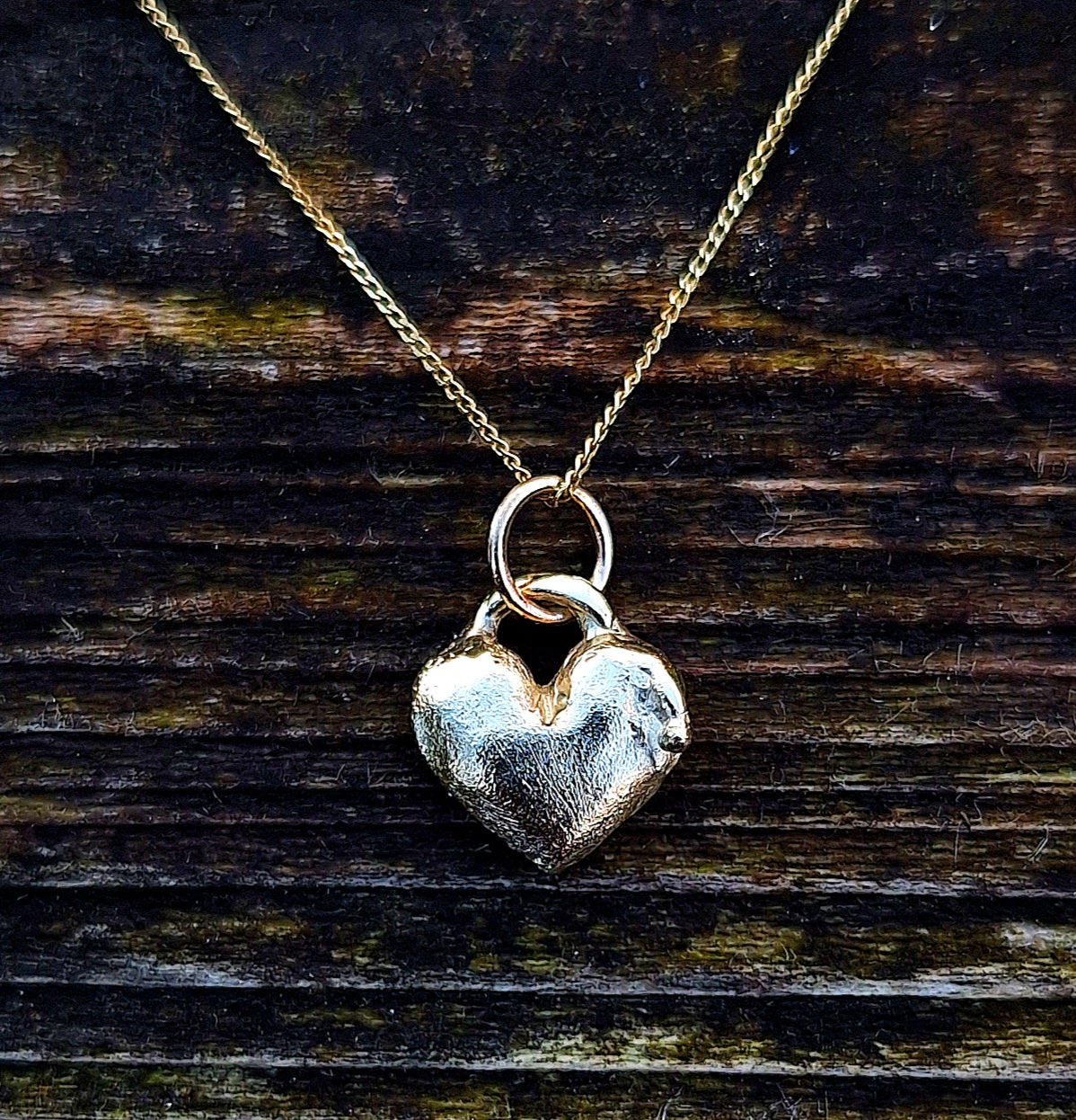 Molten Heart - 9k gold necklace