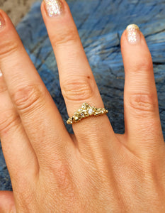 Stardust Crown ring - 9k gold and white sapphire ring