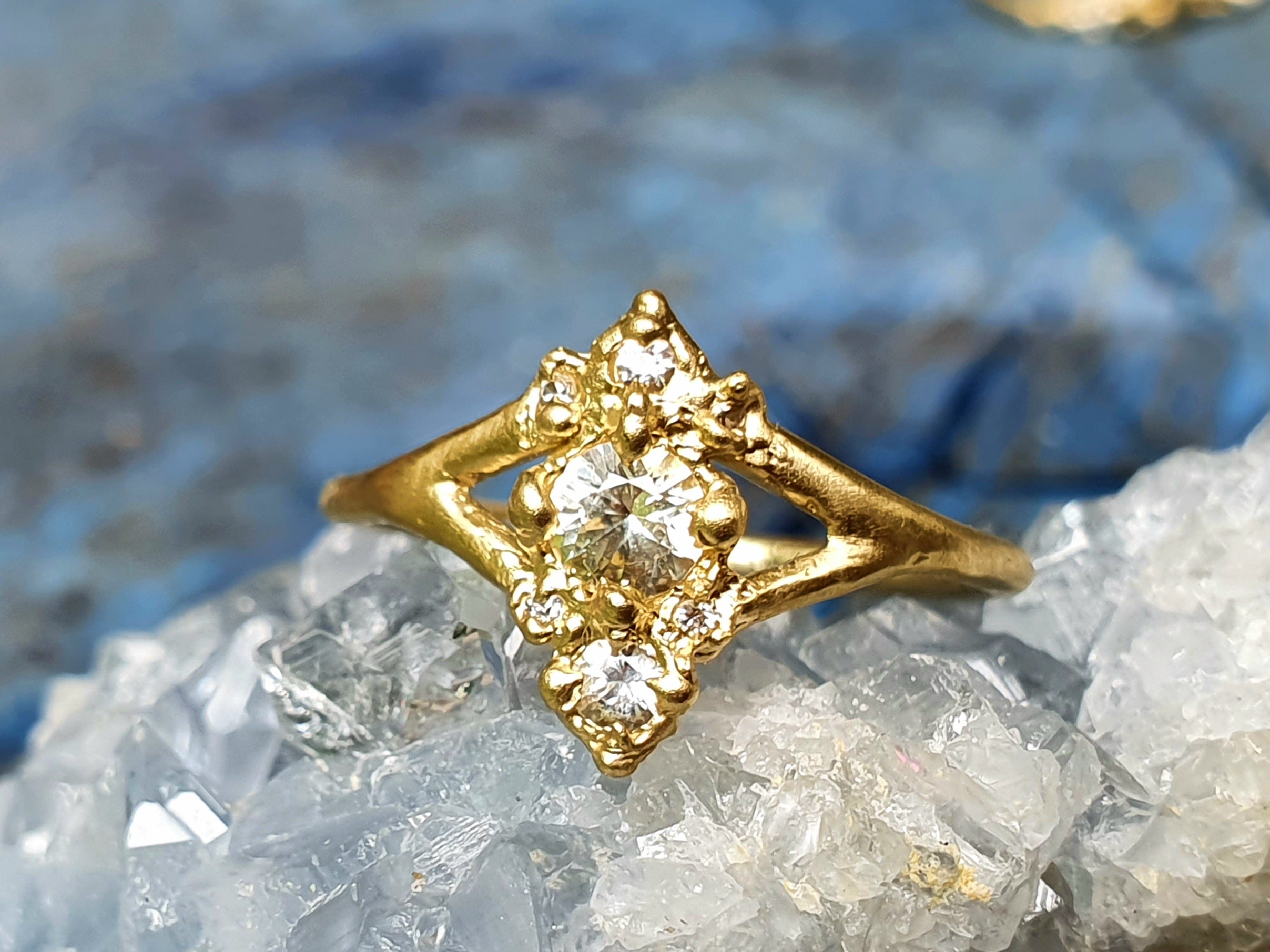 Astral ring - 9k gold and white sapphire ring