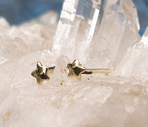 Nova Star Earrings - 9k gold ear studs