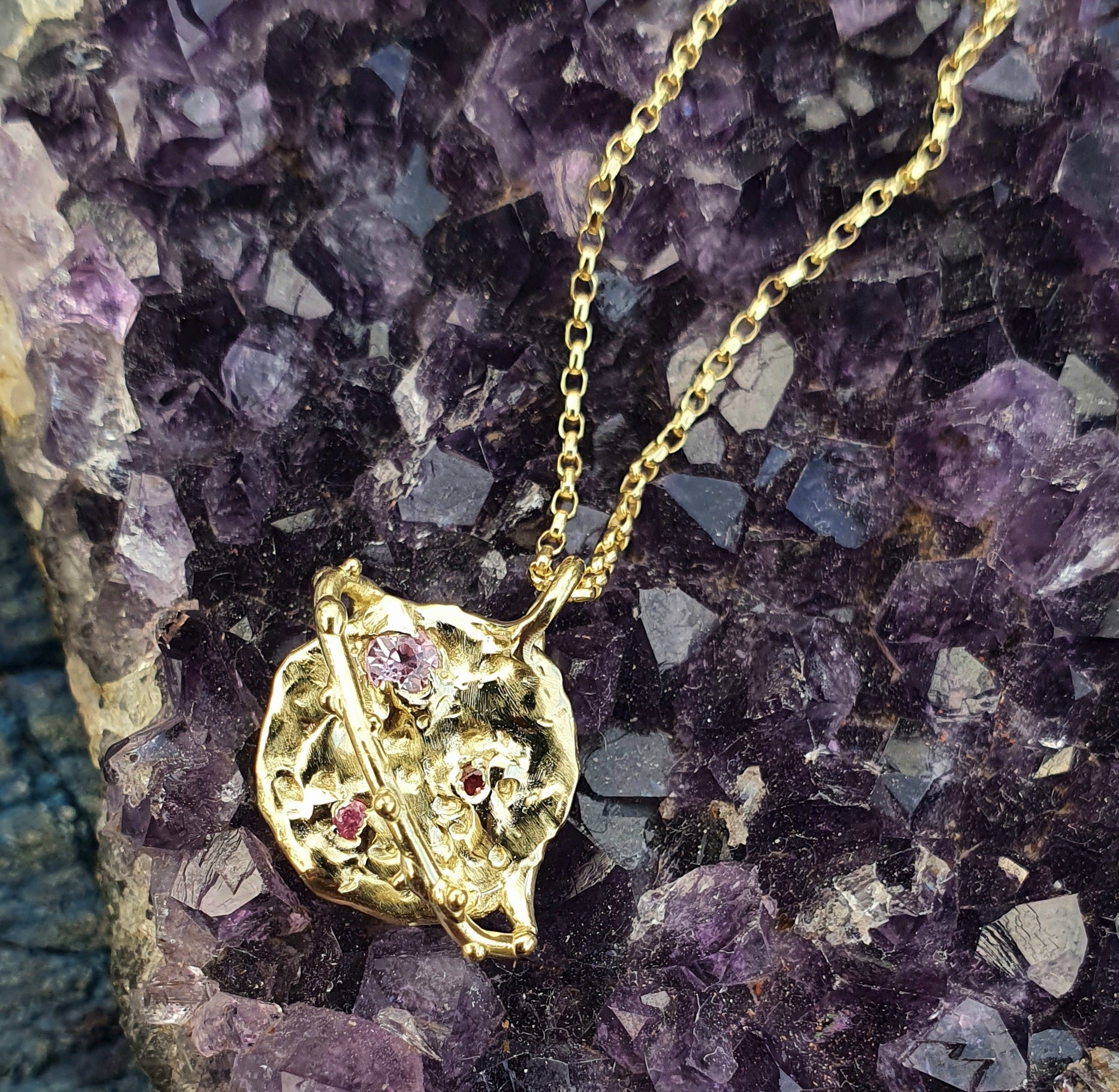 Planet Pink - 9k gold and pink sapphire pendant necklace