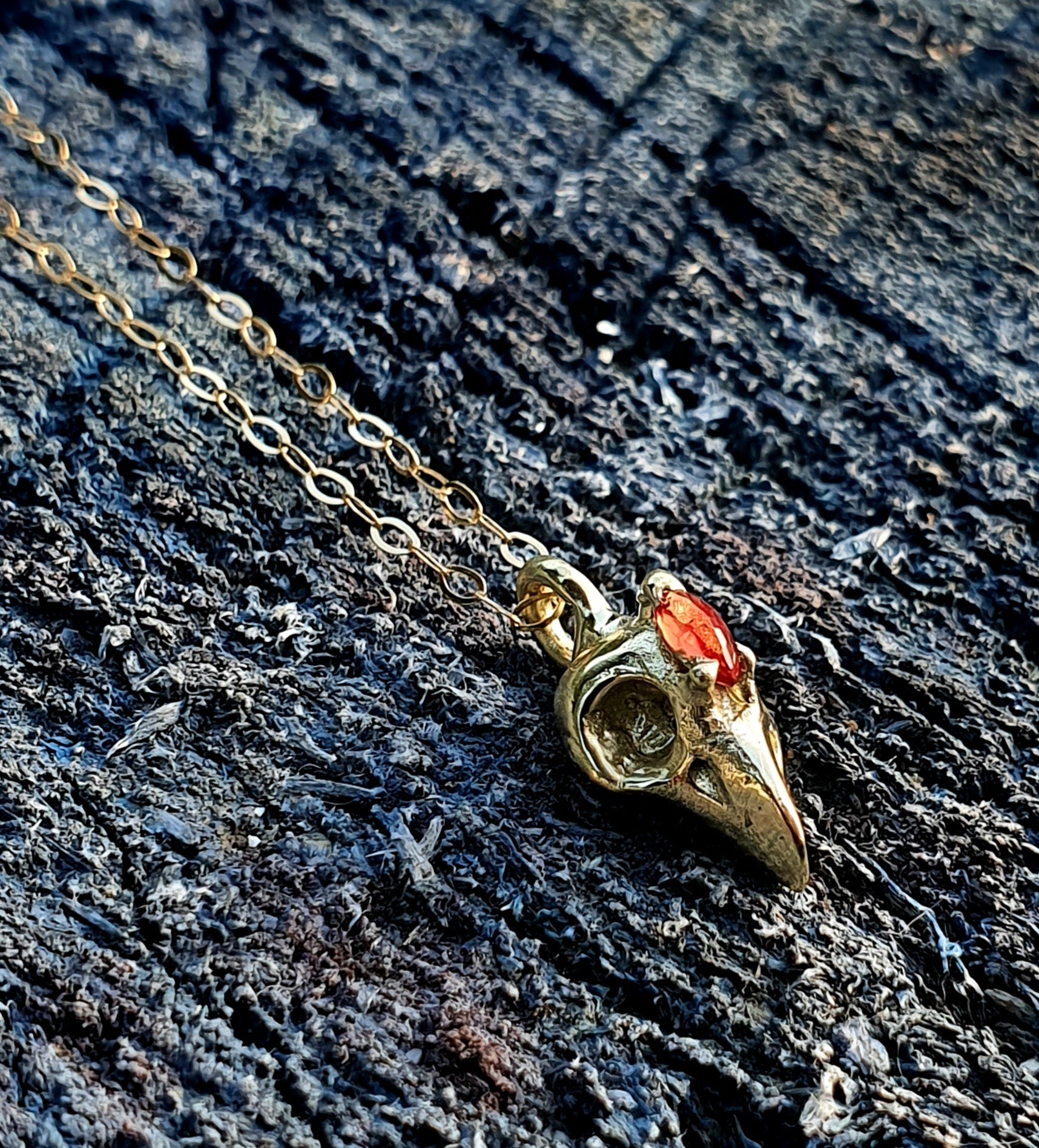 Little Morrigan - 9k gold and red sapphire necklace