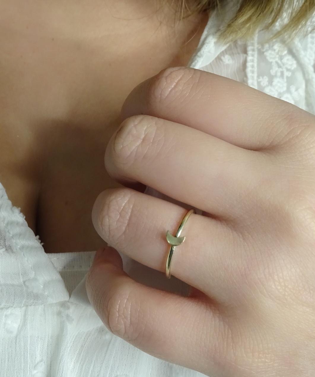 Crescent Moon Stacking Ring - 9k gold ring