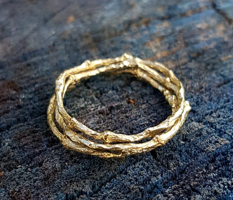 Twilight Twig Ring - 9k gold twig band